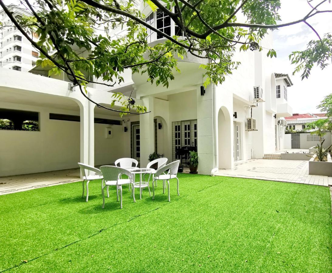 527 Beachhouse L 5 Bedroom With Swimming Pool - 3Min Walk To The Beach Tanjung Bungah (Penang) Exterior foto