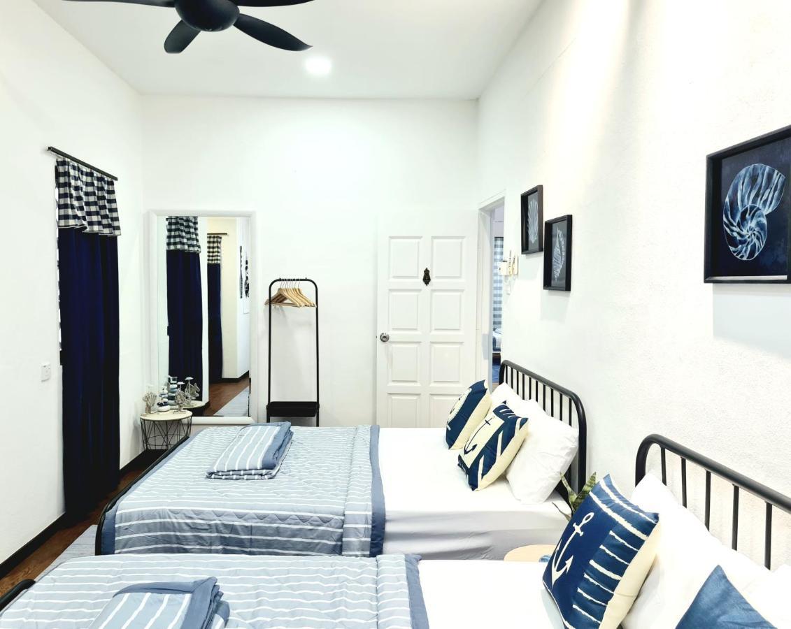 527 Beachhouse L 5 Bedroom With Swimming Pool - 3Min Walk To The Beach Tanjung Bungah (Penang) Exterior foto