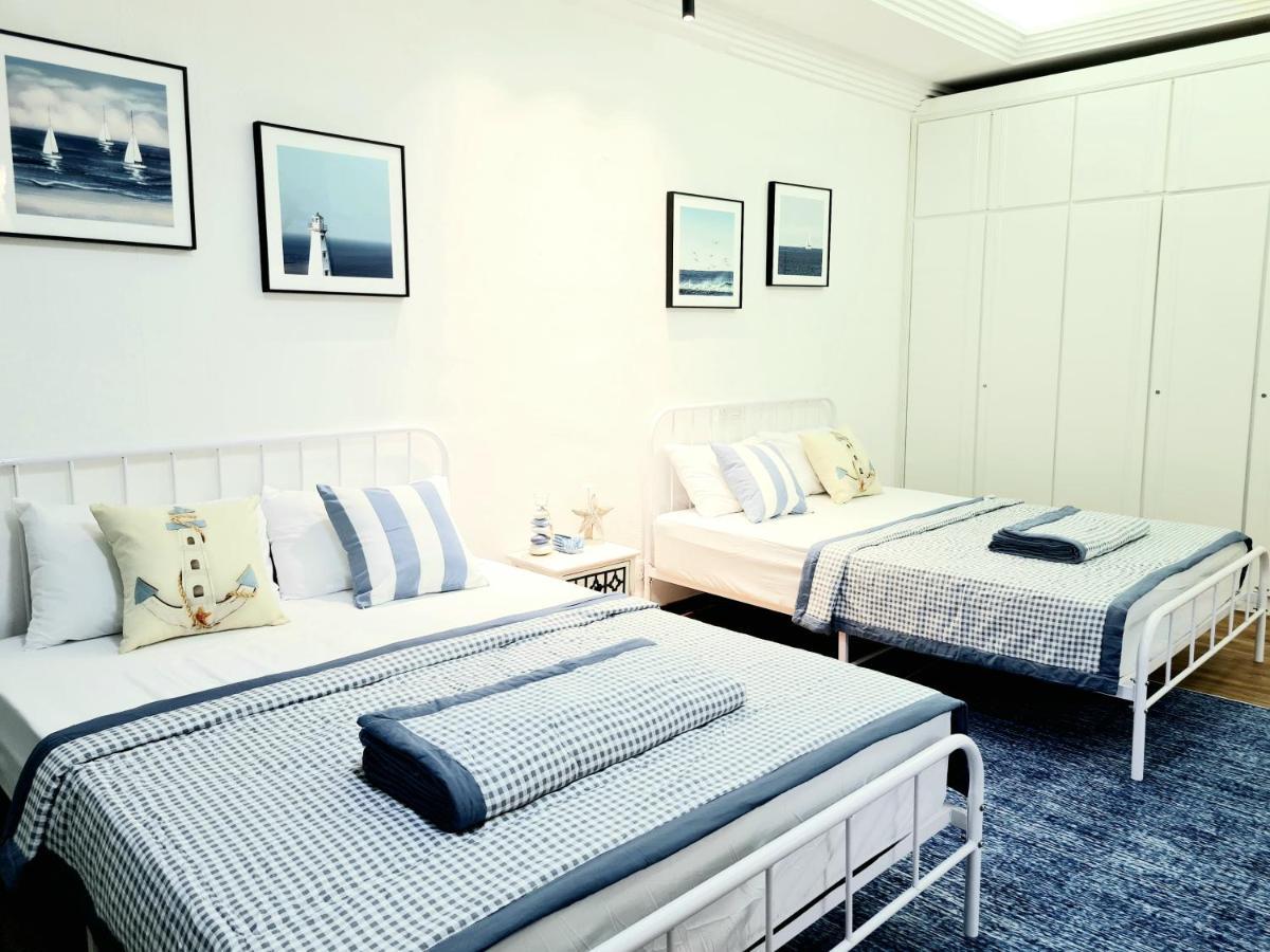 527 Beachhouse L 5 Bedroom With Swimming Pool - 3Min Walk To The Beach Tanjung Bungah (Penang) Exterior foto