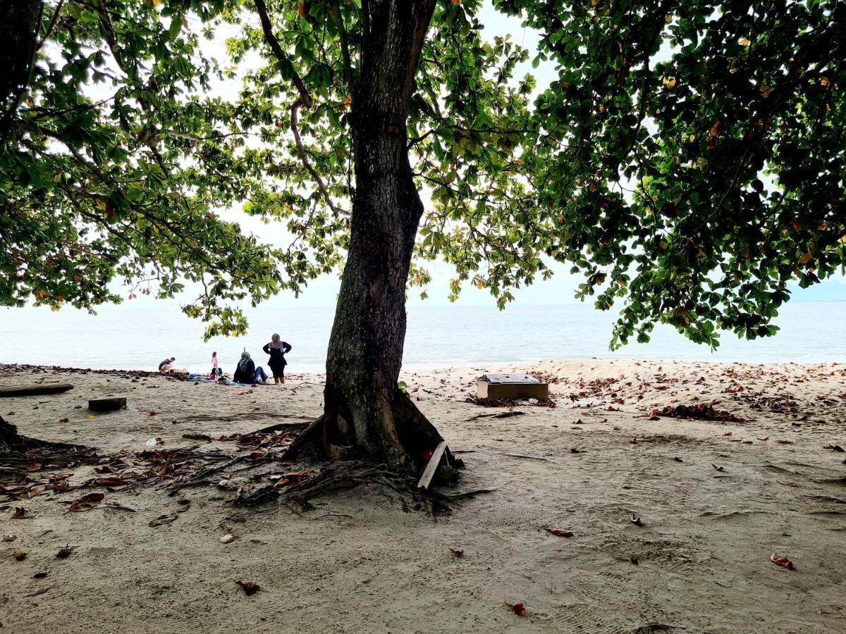527 Beachhouse L 5 Bedroom With Swimming Pool - 3Min Walk To The Beach Tanjung Bungah (Penang) Exterior foto